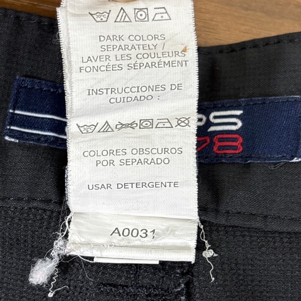 CHAPS Golf Mens Black Zip Pocket‎ Lightweight Performance 9" Ins Shorts Size 50 - Picture 10 of 10